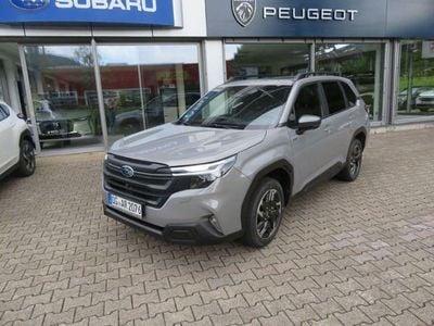 Grau Gebraucht 2025 Subaru Forester Exclusive+ SUV | 41.890 € (Fairer Preis)