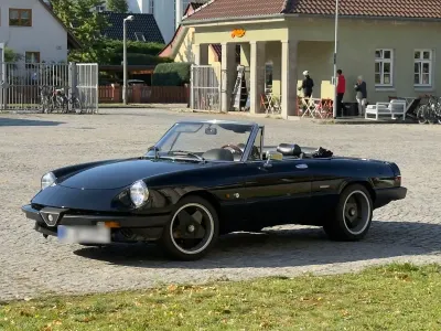 Gebraucht Alfa Romeo Spider 103 PS (75 kW) 1989 Schwarz Cabrio