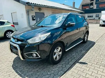 Gebraucht Hyundai ix35 Style 135 PS (99 kW) 2011 Schwarz SUV