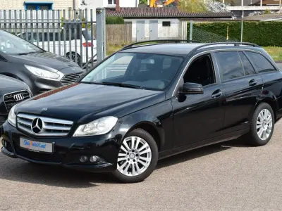 Gebraucht Mercedes C180 156 PS (114 kW) 2013 Schwarz Kombi