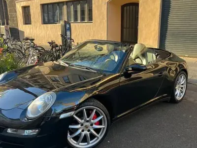 Begagnad Porsche 911 Carrera Cabriolet 355 HK (261 kW) 2006 Svart Cab
