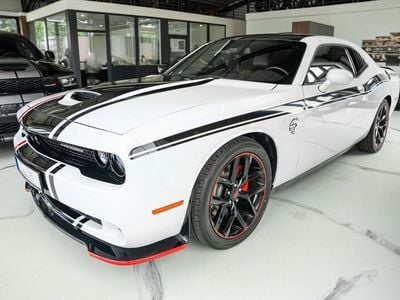 Weiß Gebraucht 2021 Dodge Challenger Coupé | 34.490 € (Etwas zu teuer)