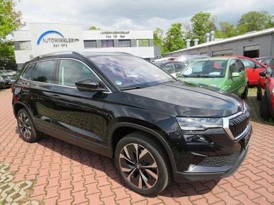Schwarz Gebraucht 2024 Skoda Karoq SUV | 27.911 € (Guter Preis)