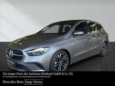 Gebraucht Mercedes B200 Advanced Plus 163 PS (119 kW) 2024 Grau Kleinwagen