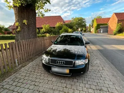 Gebraucht Audi A4 130 PS (95 kW) 2003 Schwarz Limousine