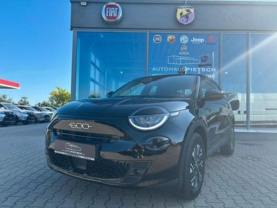 Gebraucht Fiat 600 145 PS (106 kW) 2025 Schwarz Limousine