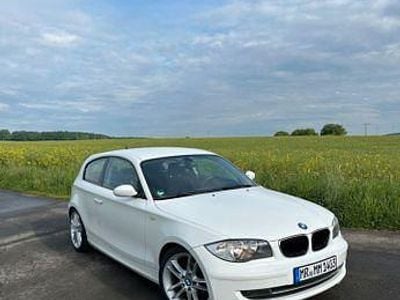 Gebraucht BMW 116 Performance 122 PS (89 kW) 2008 Weiß Kleinwagen