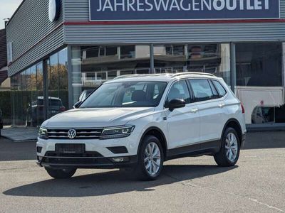 gebraucht VW Tiguan Highline 200PS DSG 4M #ACC #DCC