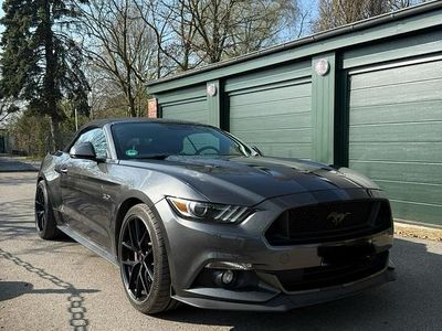 Gebraucht Ford Mustang GT 421 PS (309 kW) 2017 Grau Cabrio