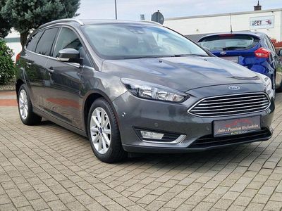 Usata Ford Focus Titanium 120 CV (88 kW) 2015 Grigio Station wagon