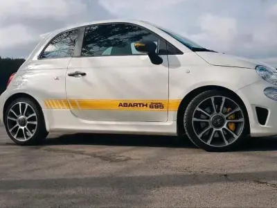 Gebraucht Abarth 695 Competizione 180 PS (132 kW) 2024 Weiß Kleinwagen
