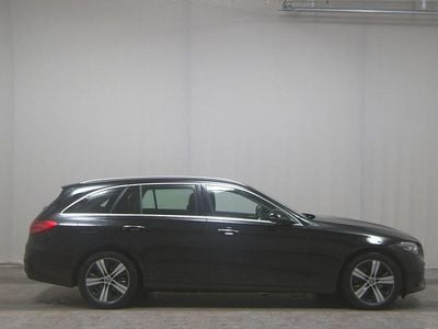 Schwarz Gebraucht 2023 Mercedes C220 Avantgarde Limousine | 25.180 € (Superpreis)