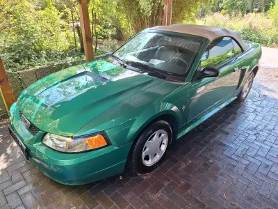 Gebraucht Ford Mustang 192 PS (141 kW) 2000 Grün Cabrio