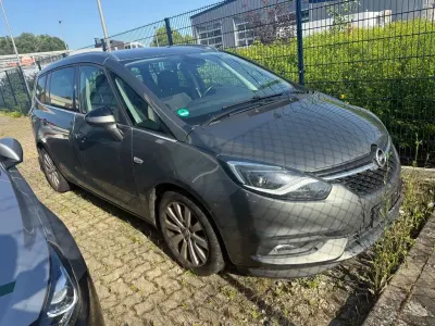 Gebraucht Opel Zafira Innovation 170 PS (125 kW) 2017 Van / Kleinbus