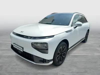 Neu XPENG G9 RWD Long Range 2026 Arctic white SUV