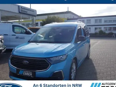 Gebraucht Ford Grand Tourneo Connect Titanium 122 PS (89 kW) 2024 Blau Van / Kleinbus