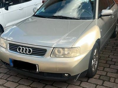 Gebraucht Audi A3 102 PS (75 kW) 2002 Gold Kleinwagen