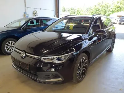 Gebraucht VW Golf VIII Style 150 PS (110 kW) 2023 Schwarz Kombi