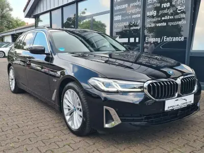 Gebraucht BMW 530e Luxury Line 292 PS (214 kW) 2022 Schwarz Limousine