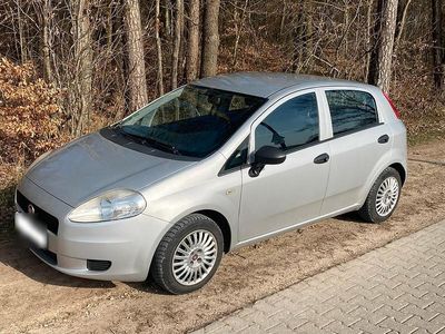 Gebraucht Fiat Punto 69 PS (50 kW) 2013 Grau Kleinwagen