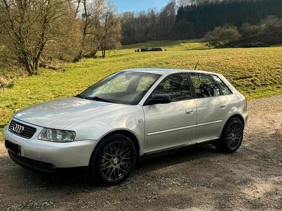 Gebraucht Audi A3 131 PS (96 kW) 2002 Silber Kleinwagen