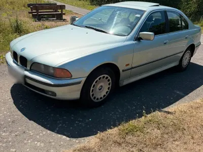 Gebraucht BMW 523 125 PS (91 kW) 1999 Grün Limousine