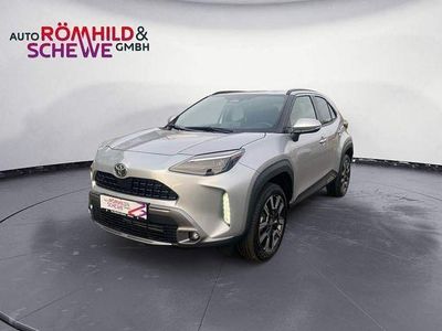 Silber Neu 2025 Toyota Yaris Cross Plus SUV | 32.790 € (Fairer Preis)