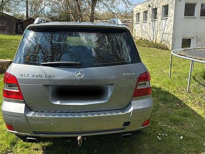 Second-hand Mercedes GLK220 170 CP (125 kW) 2011 Argintiu SUV