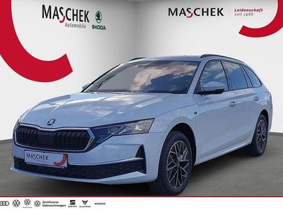 Moon weiss perleffekt Gebraucht 2023 Skoda Octavia Tour Kombi | 37.990 €