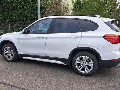 Używany BMW X1 140 KM (102 kW) 2017 Biały SUV
