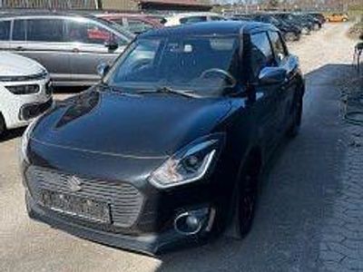 Usado Suzuki Swift Exclusive 83 HP (61 kW) 2017 Preto Citadino