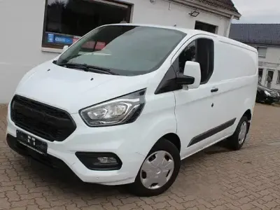 Gebraucht Ford Transit Custom 170 PS (125 kW) 2021 Weiß Van / Kleinbus
