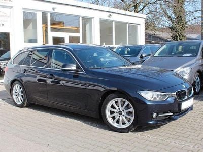 Gebraucht BMW 330 Sport Line 258 PS (189 kW) 2013 Blau Kombi