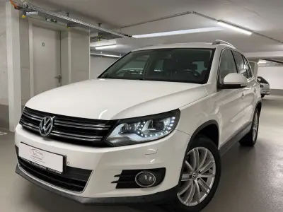 Gebraucht VW Tiguan Sportline 170 PS (125 kW) 2011 Weiß SUV