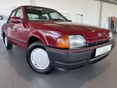 Gebraucht Ford Orion 90 PS (66 kW) 1989 Rot Limousine