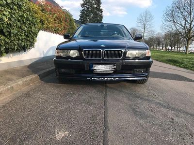 Second-hand BMW 740 286 CP (210 kW) 2001 Albastru Berlinǎ