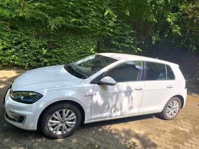 VW e-Golf
