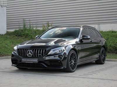 Mercedes C63 AMG