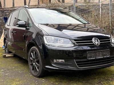 Gebraucht VW Sharan Comfortline 150 PS (110 kW) 2016 Schwarz Van / Kleinbus