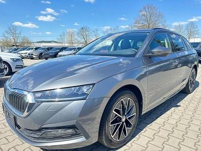 Usata Skoda Octavia Clever 116 CV (85 kW) 2022 Grigio Berlina