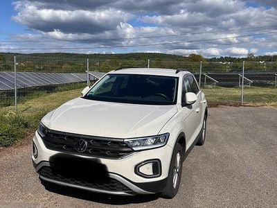 Gebraucht VW T-Roc Life 110 PS (80 kW) 2022 Beige SUV