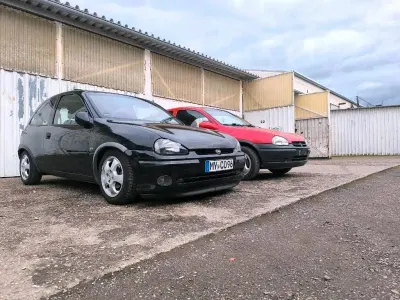 Gebraucht Opel Corsa Sport 1997 Schwarz Kleinwagen