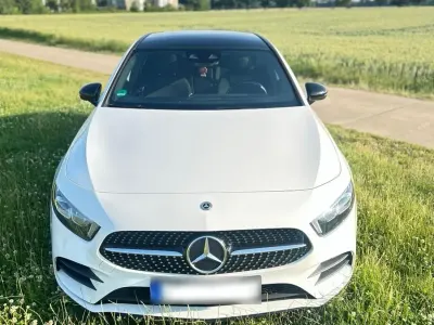 Gebraucht Mercedes A180 AMG line 136 PS (100 kW) 2020 Weiß Limousine