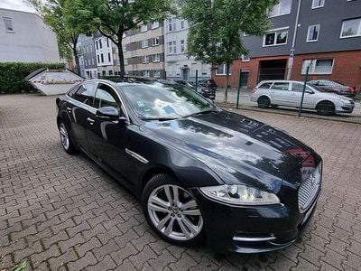 Usata Jaguar XJ 275 CV (202 kW) 2012 Grigio Berlina