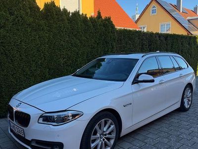 Usata BMW 530 Sport Line 258 CV (189 kW) 2014 Bianco Berlina