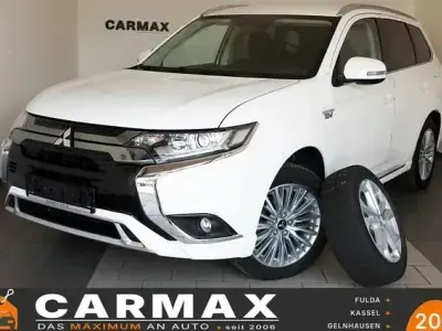 Gebraucht Mitsubishi Outlander P-HEV 224 PS (164 kW) 2020 Weiß SUV