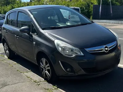 Używany Opel Corsa S 87 KM (63 kW) 2011 Szary Hatchback