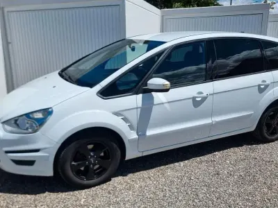 Gebraucht Ford S-MAX S 140 PS (102 kW) 2011 Weiß Van / Kleinbus