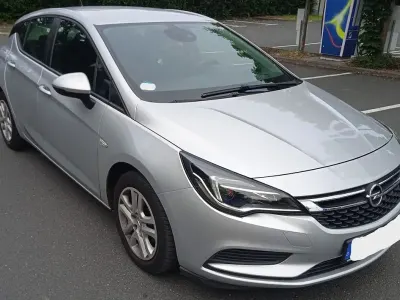 Gebraucht Opel Astra 150 PS (110 kW) 2016 Silber Limousine
