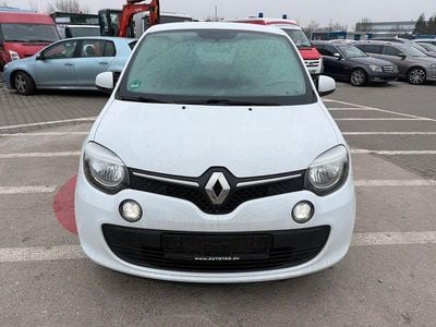 Weiß Gebraucht 2016 Renault Twingo Life Kleinwagen | 3.799 € (Guter Preis)